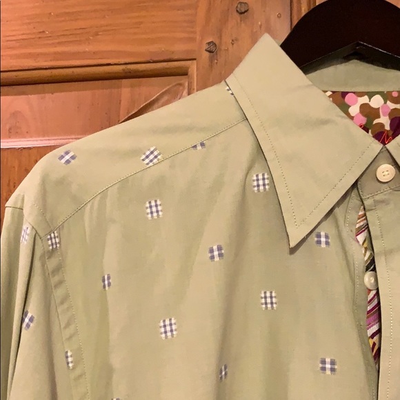 Button down - Picture 5 of 10
